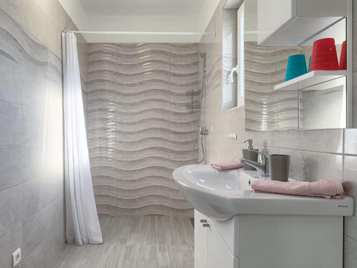 Holiday Home Villa Zirdum By Interhome Nova Vas  Eksteriør billede